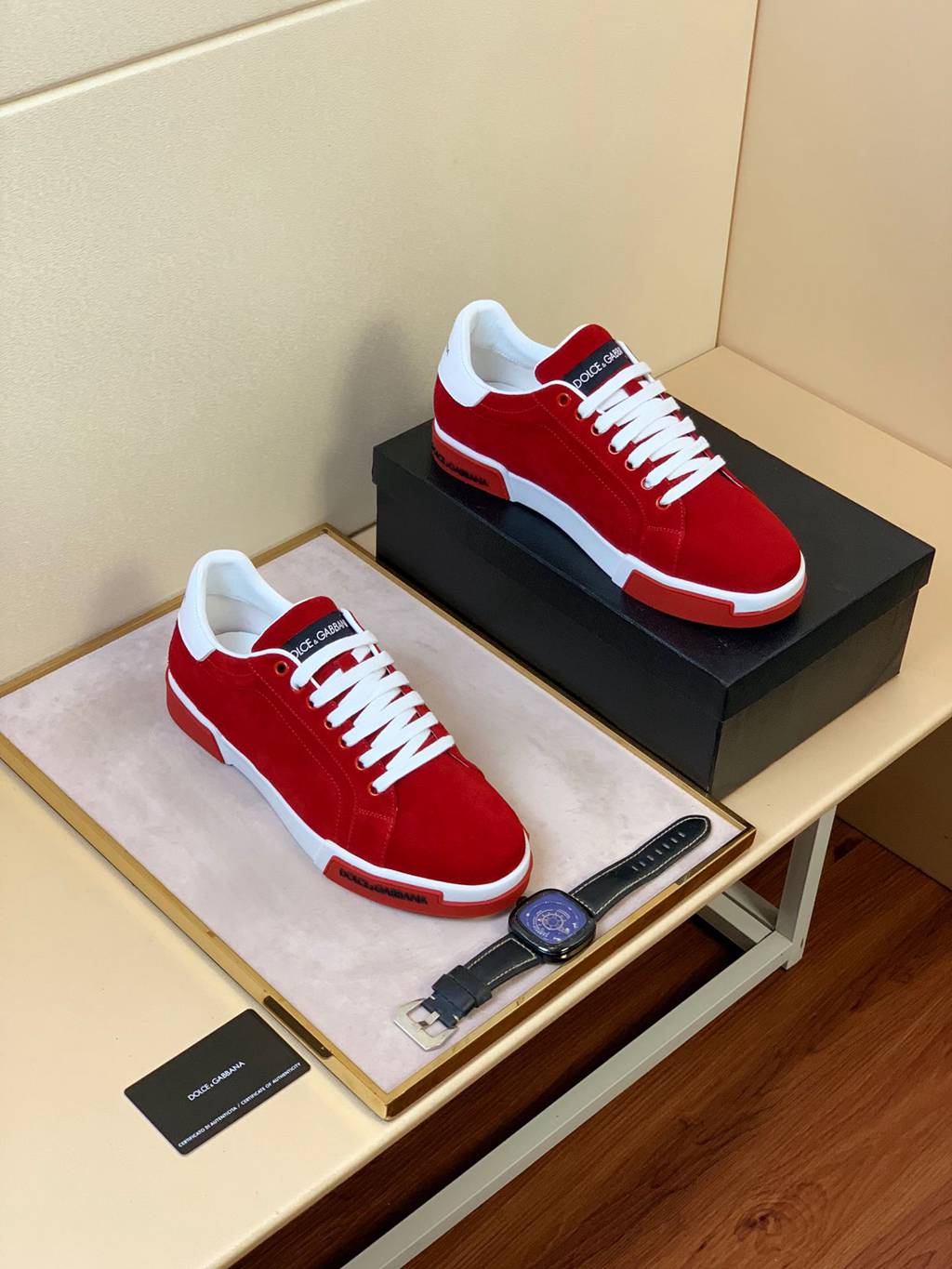 D*G sneaker